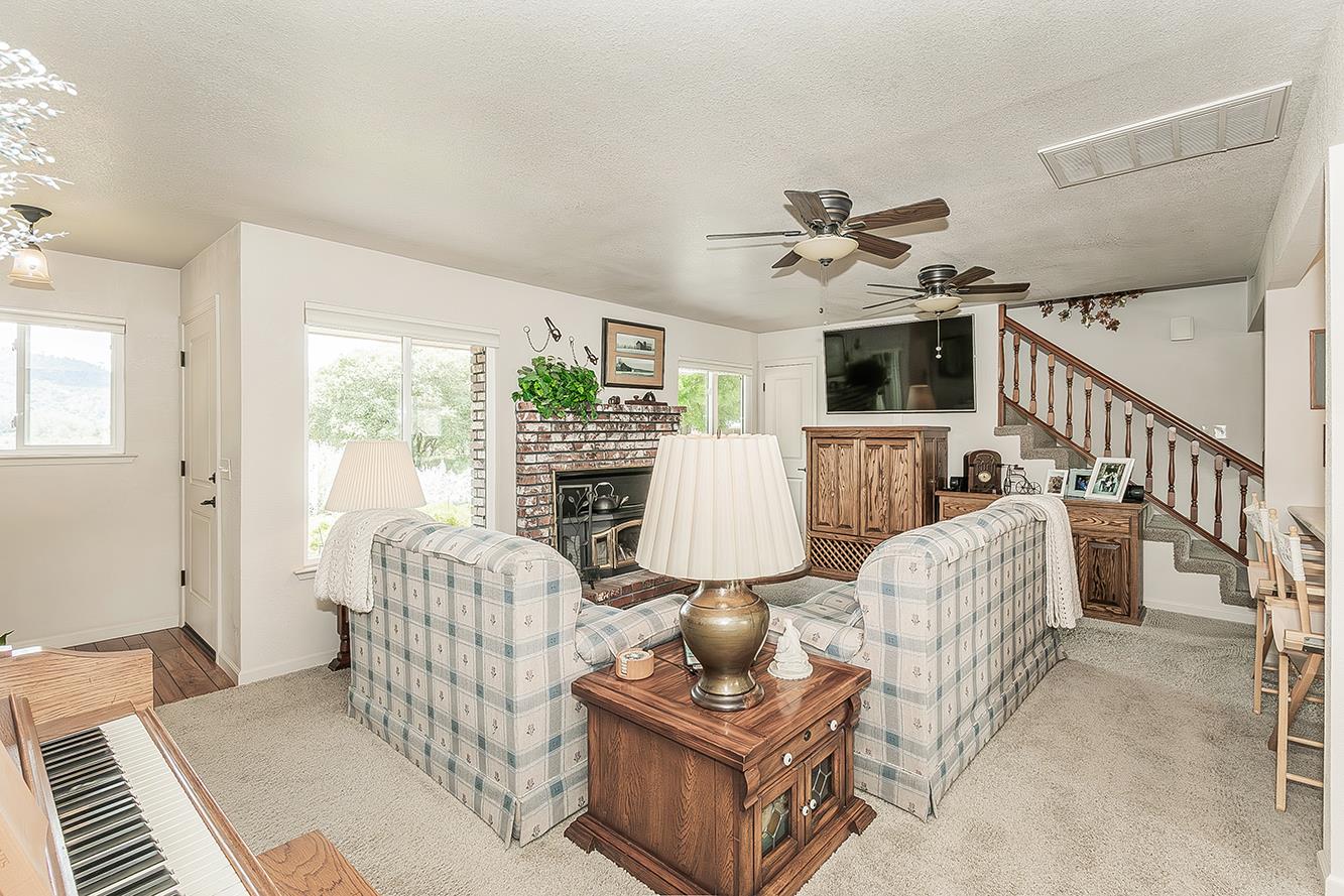 26876 Tollhouse Rd, Tollhouse, CA 93667