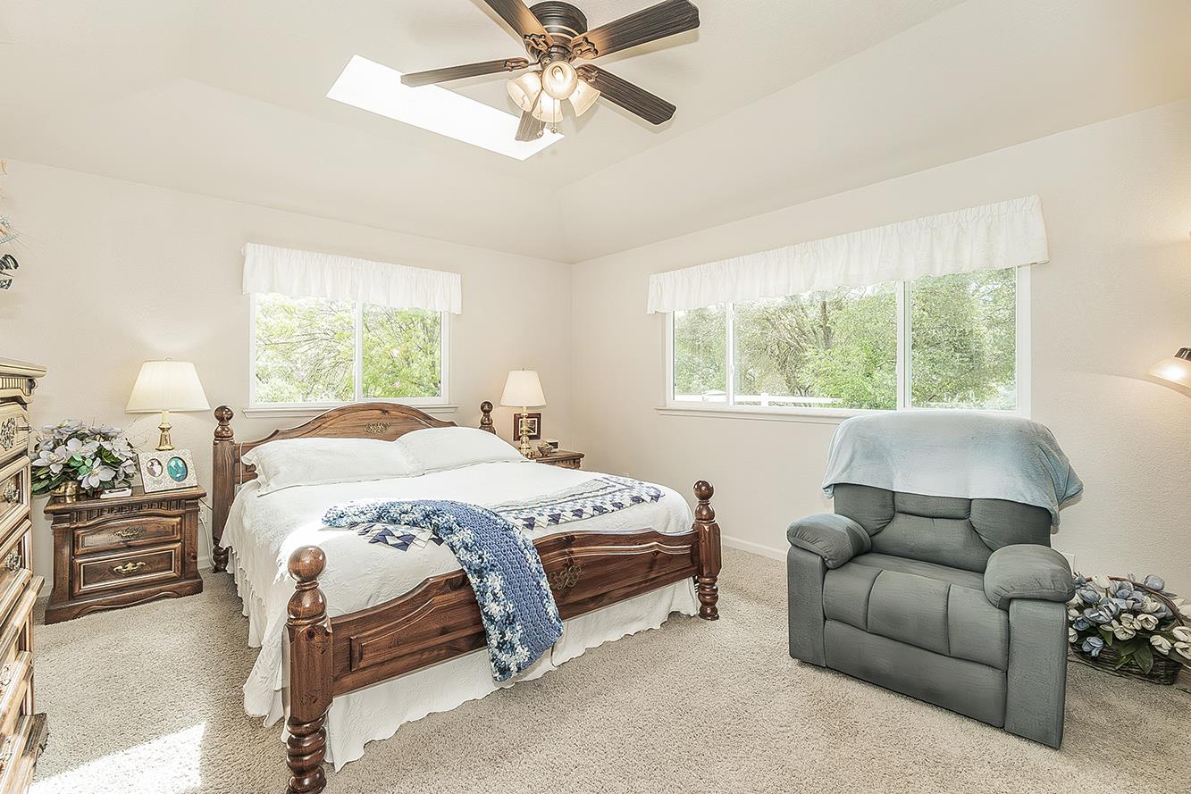 26876 Tollhouse Rd, Tollhouse, CA 93667