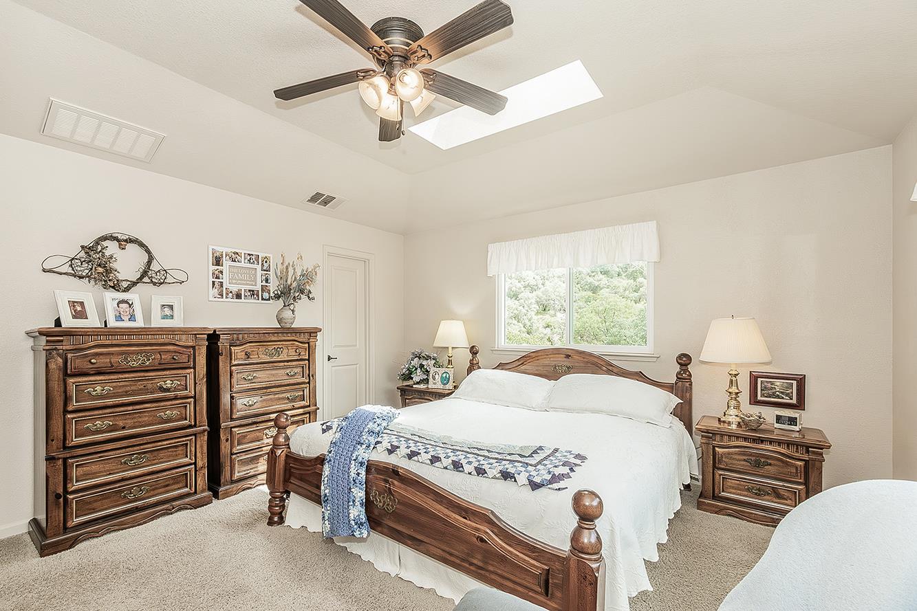 26876 Tollhouse Rd, Tollhouse, CA 93667