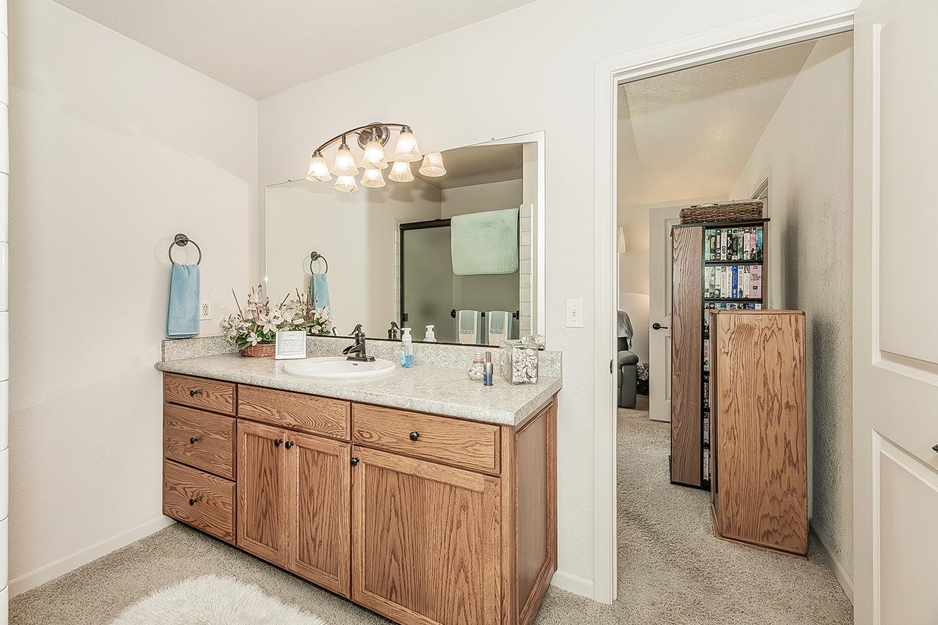 26876 Tollhouse Rd, Tollhouse, CA 93667