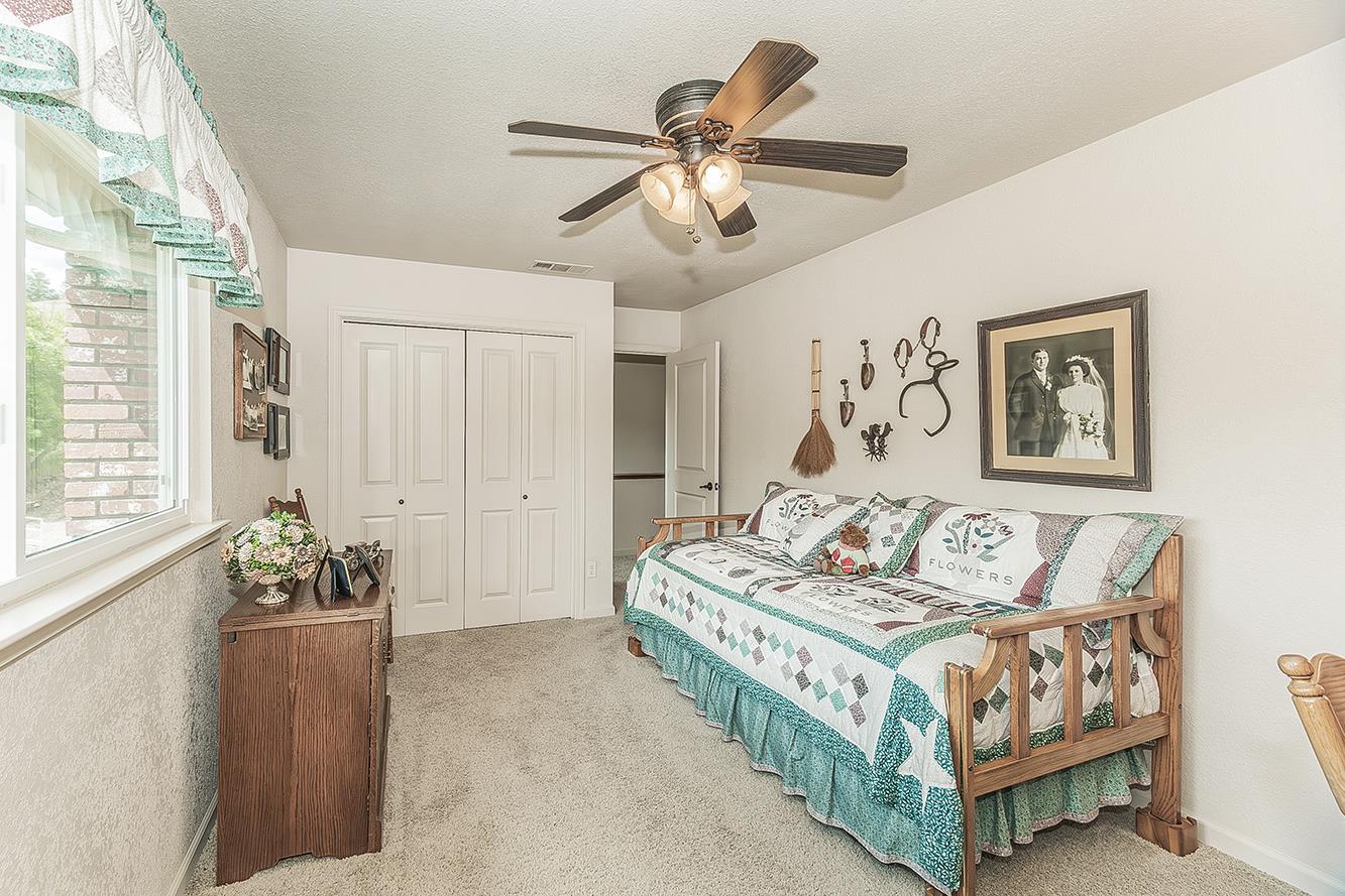 26876 Tollhouse Rd, Tollhouse, CA 93667