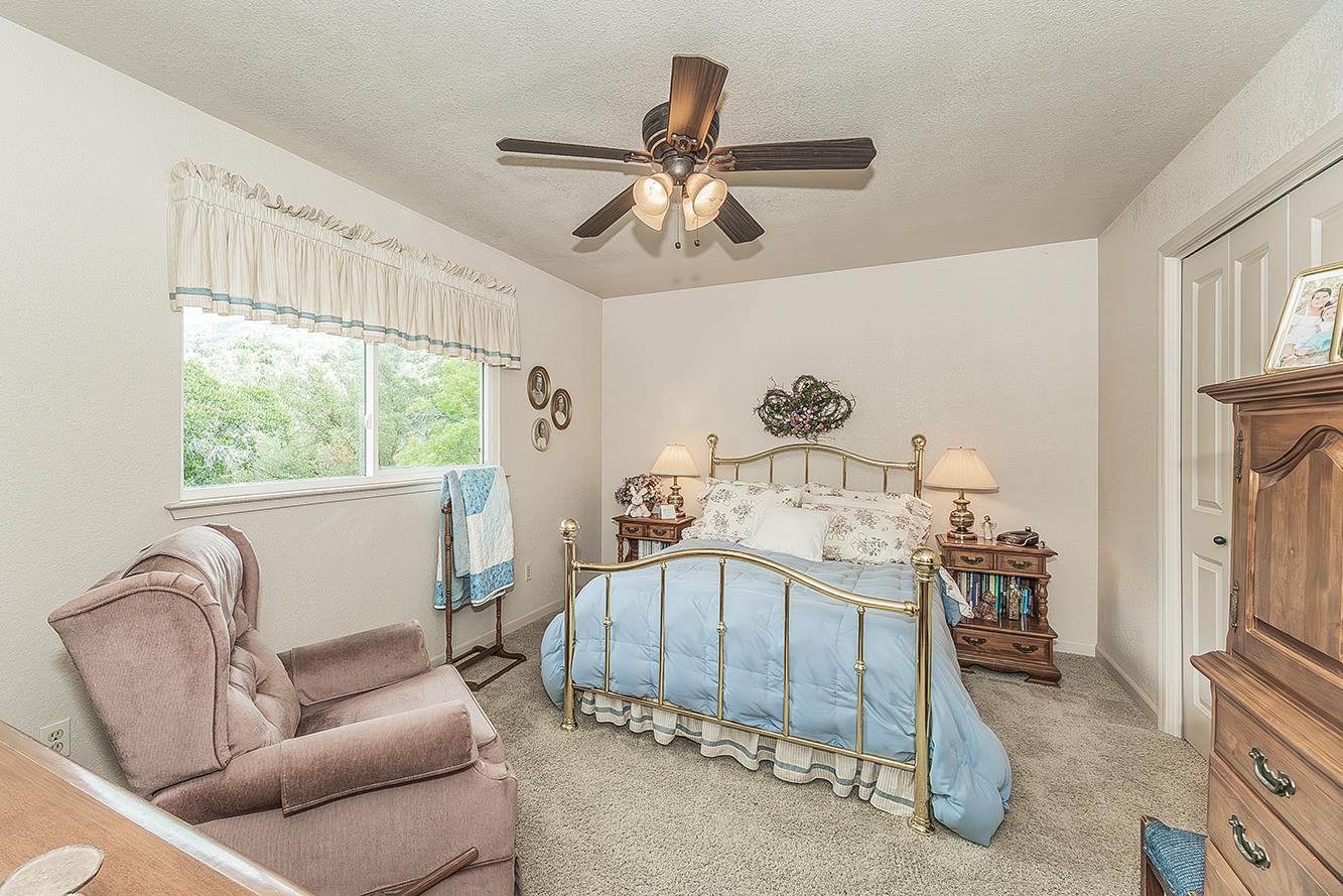 26876 Tollhouse Rd, Tollhouse, CA 93667