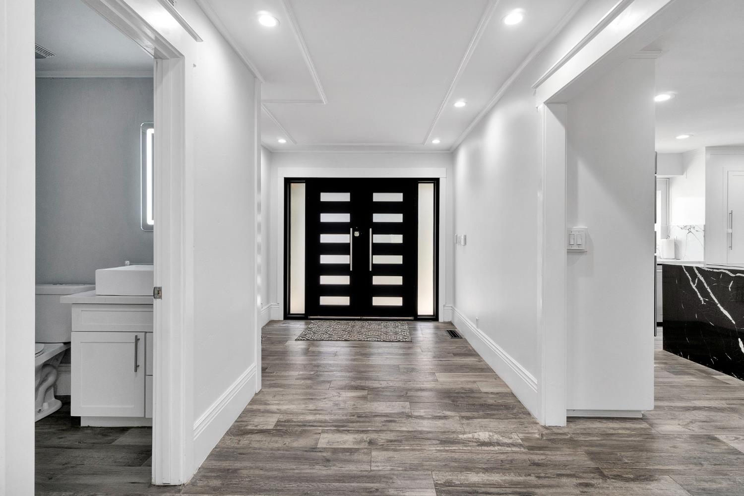 5976 E Butler Ave, Fresno, CA 93727