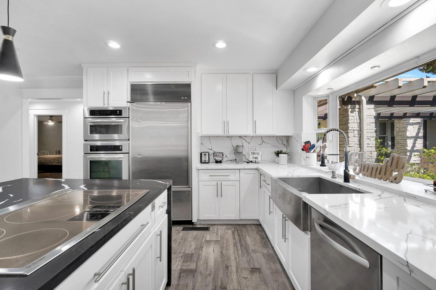 5976 E Butler Ave, Fresno, CA 93727