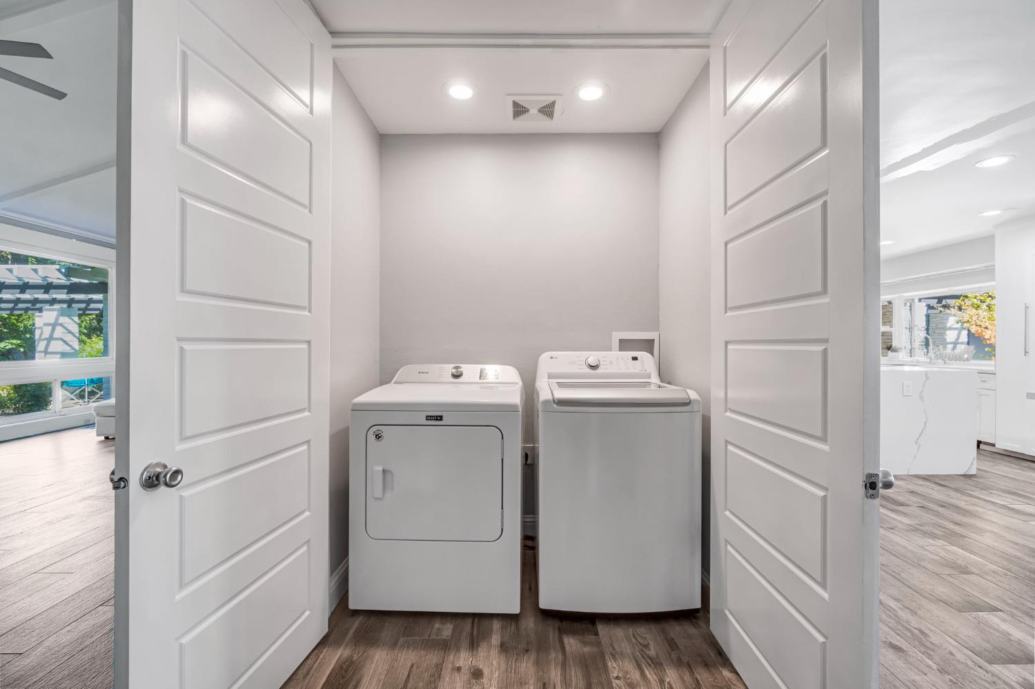 5976 E Butler Ave, Fresno, CA 93727