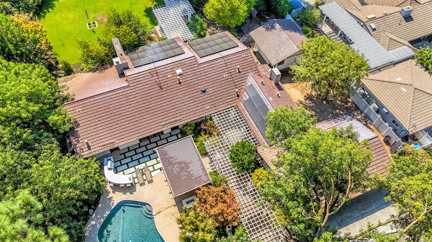 5976 E Butler Ave, Fresno, CA 93727