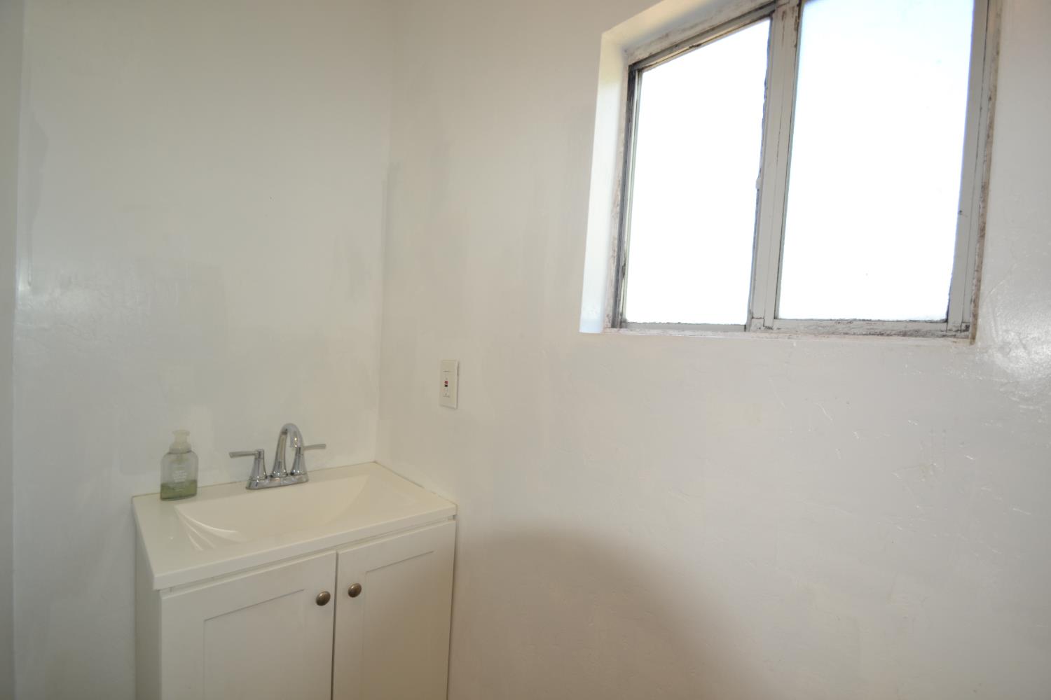 188 Justine Ave, Reedley, CA 93654