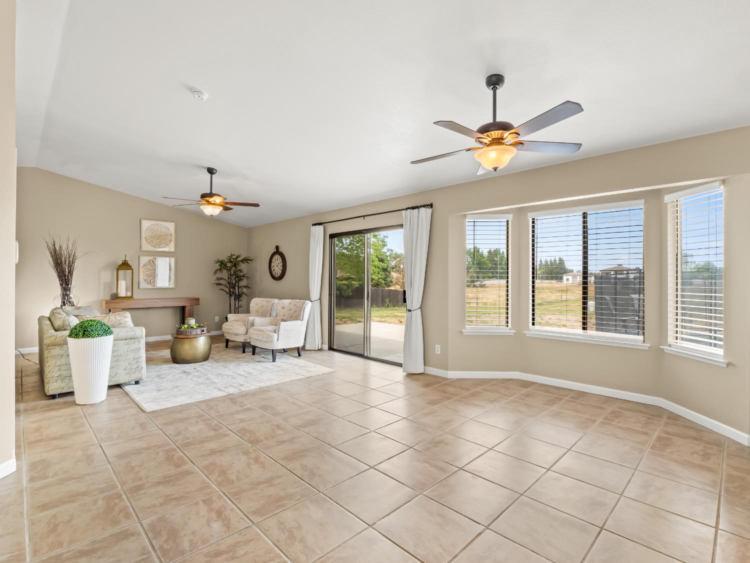 35297 Avenue 12 1/2, Madera, CA 93636