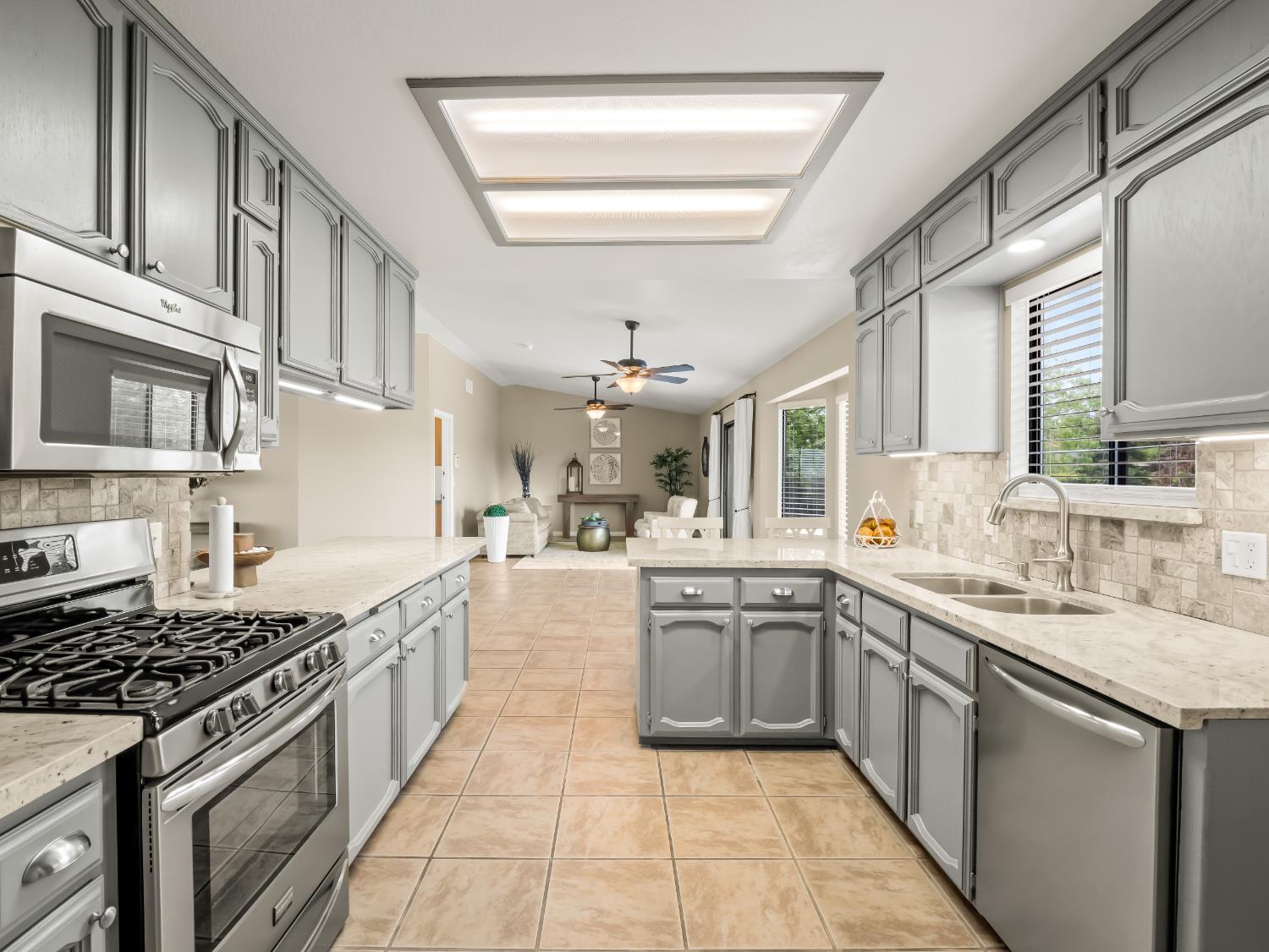 35297 Avenue 12 1/2, Madera, CA 93636