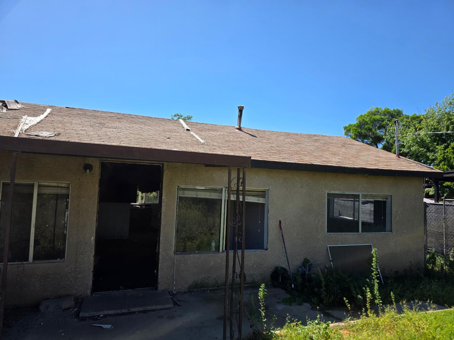 6749 N Weber Ave, Fresno, CA 93722