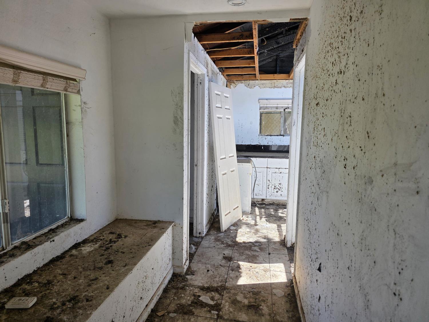 6749 N Weber Ave, Fresno, CA 93722