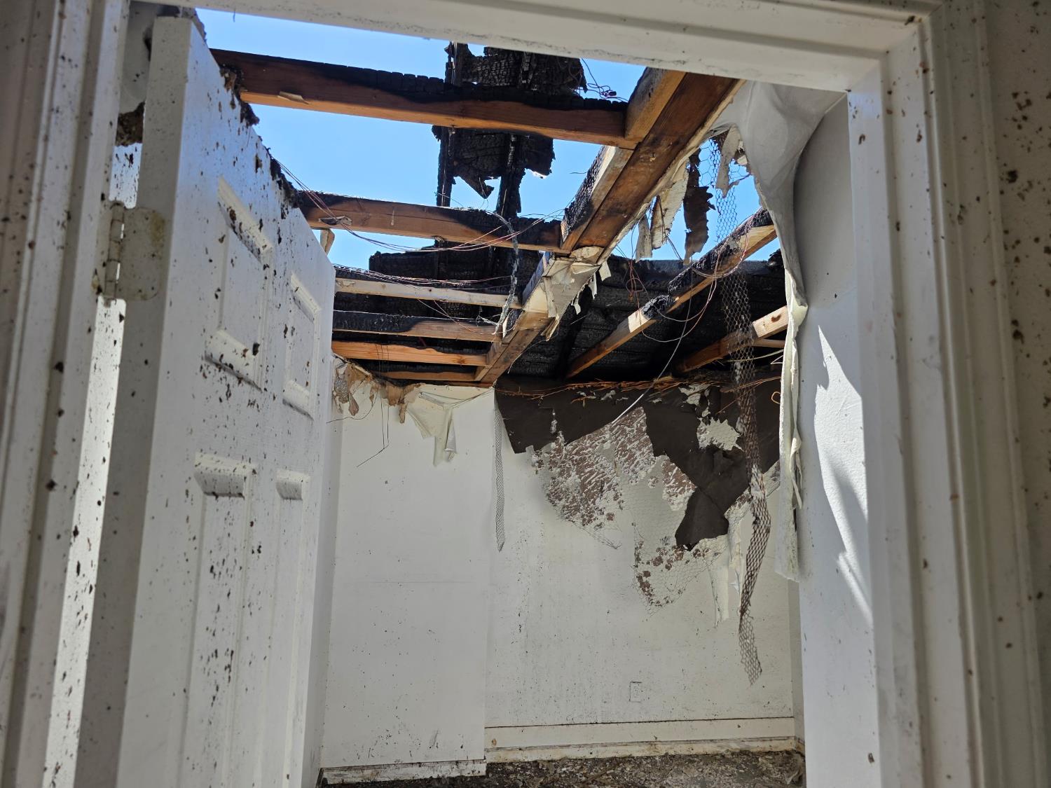 6749 N Weber Ave, Fresno, CA 93722