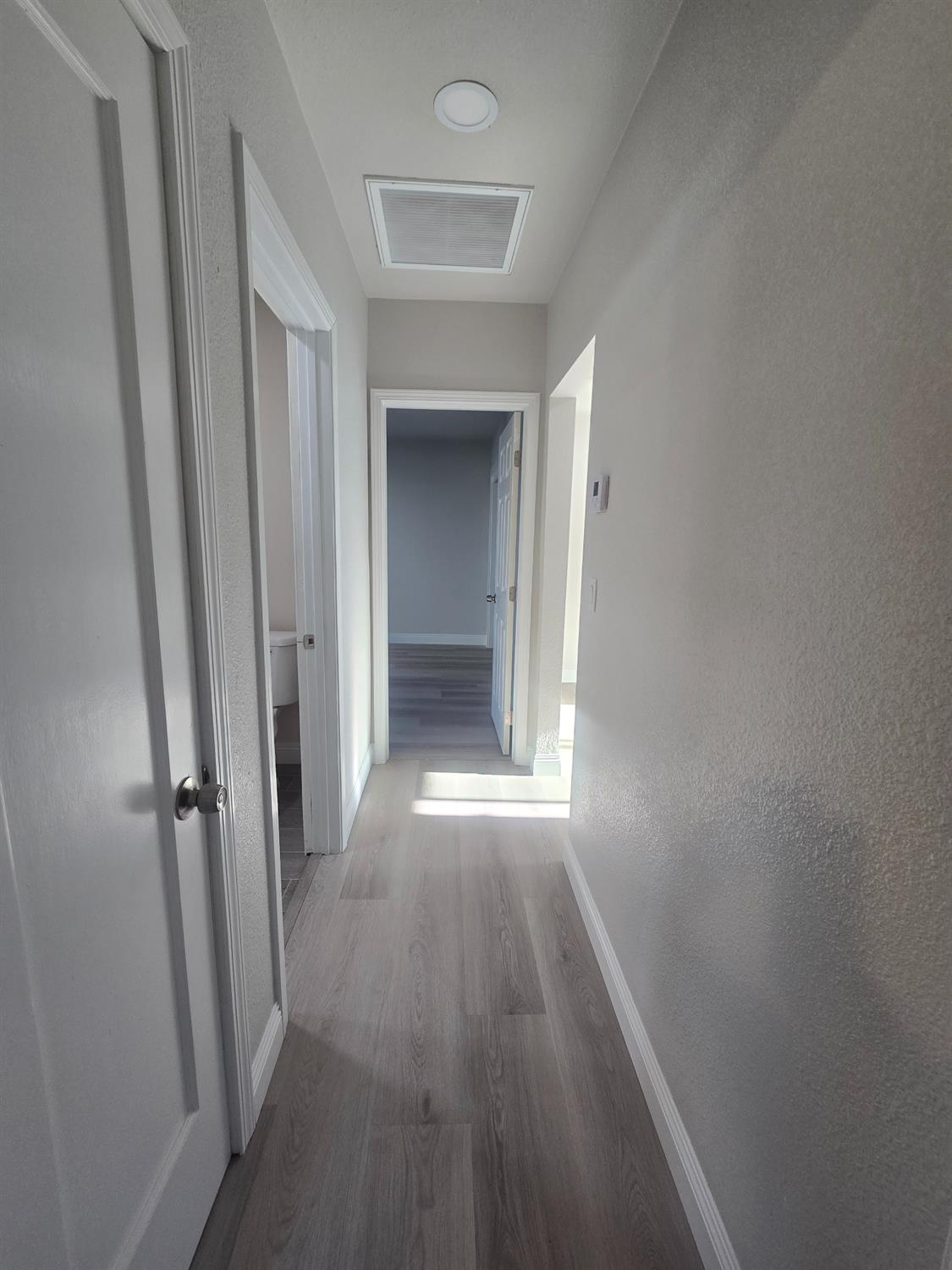 4685 E tulare, Fresno, CA 93702