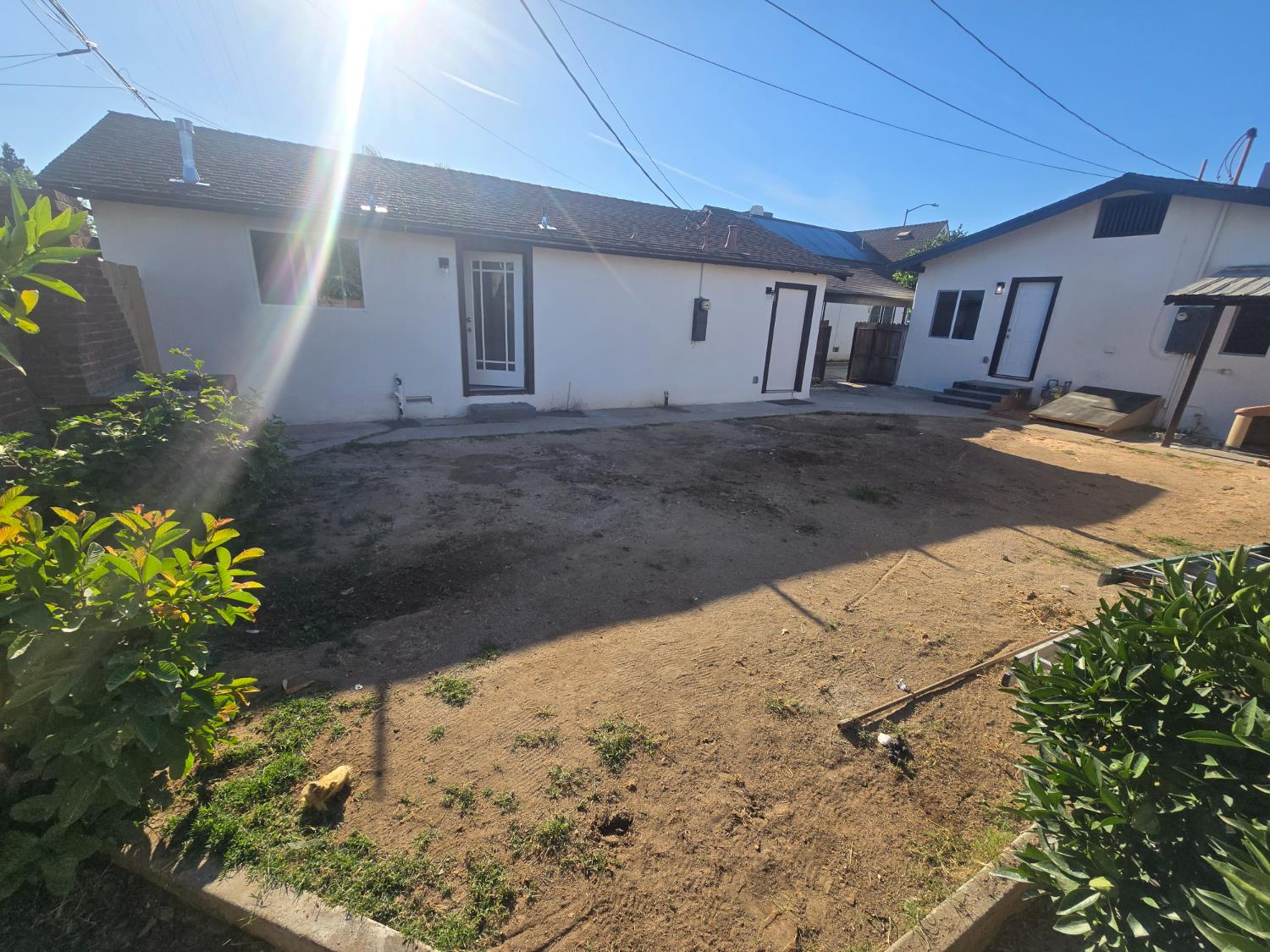 4685 E tulare, Fresno, CA 93702