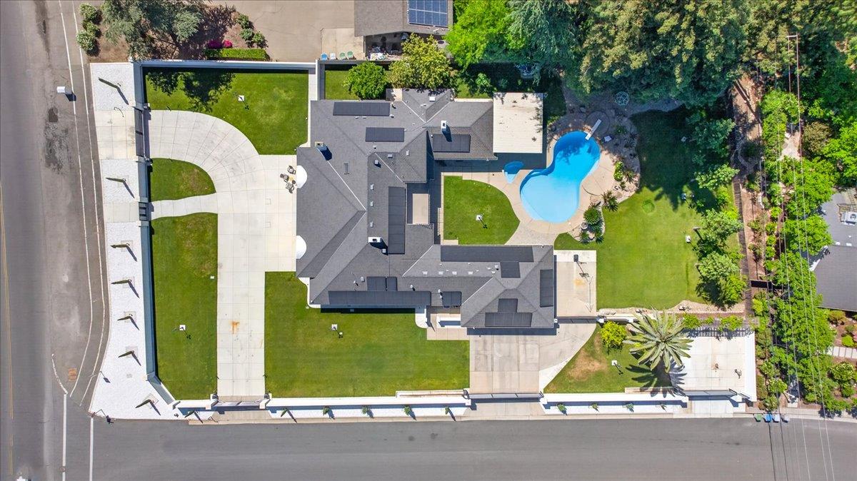 5261 N Van Ness Blvd, Fresno, CA 93711