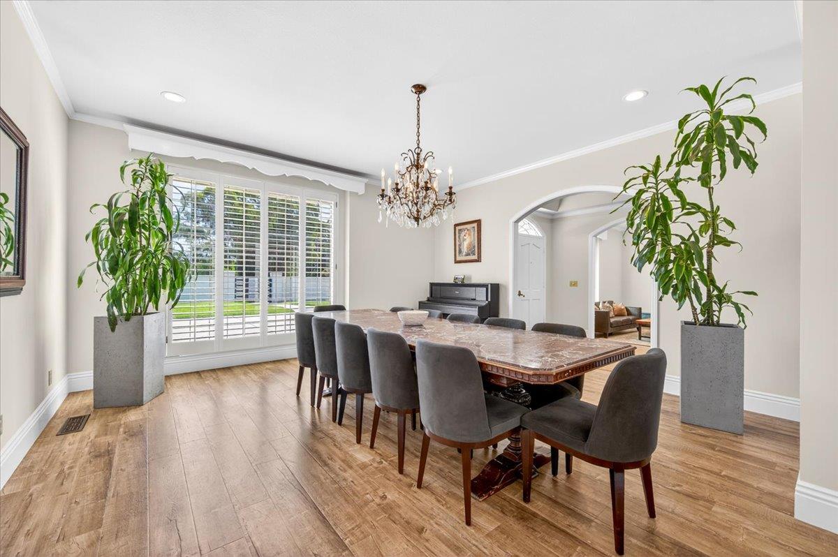 5261 N Van Ness Blvd, Fresno, CA 93711