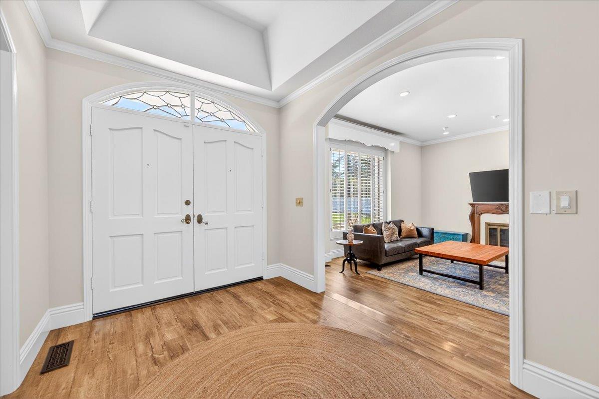 5261 N Van Ness Blvd, Fresno, CA 93711