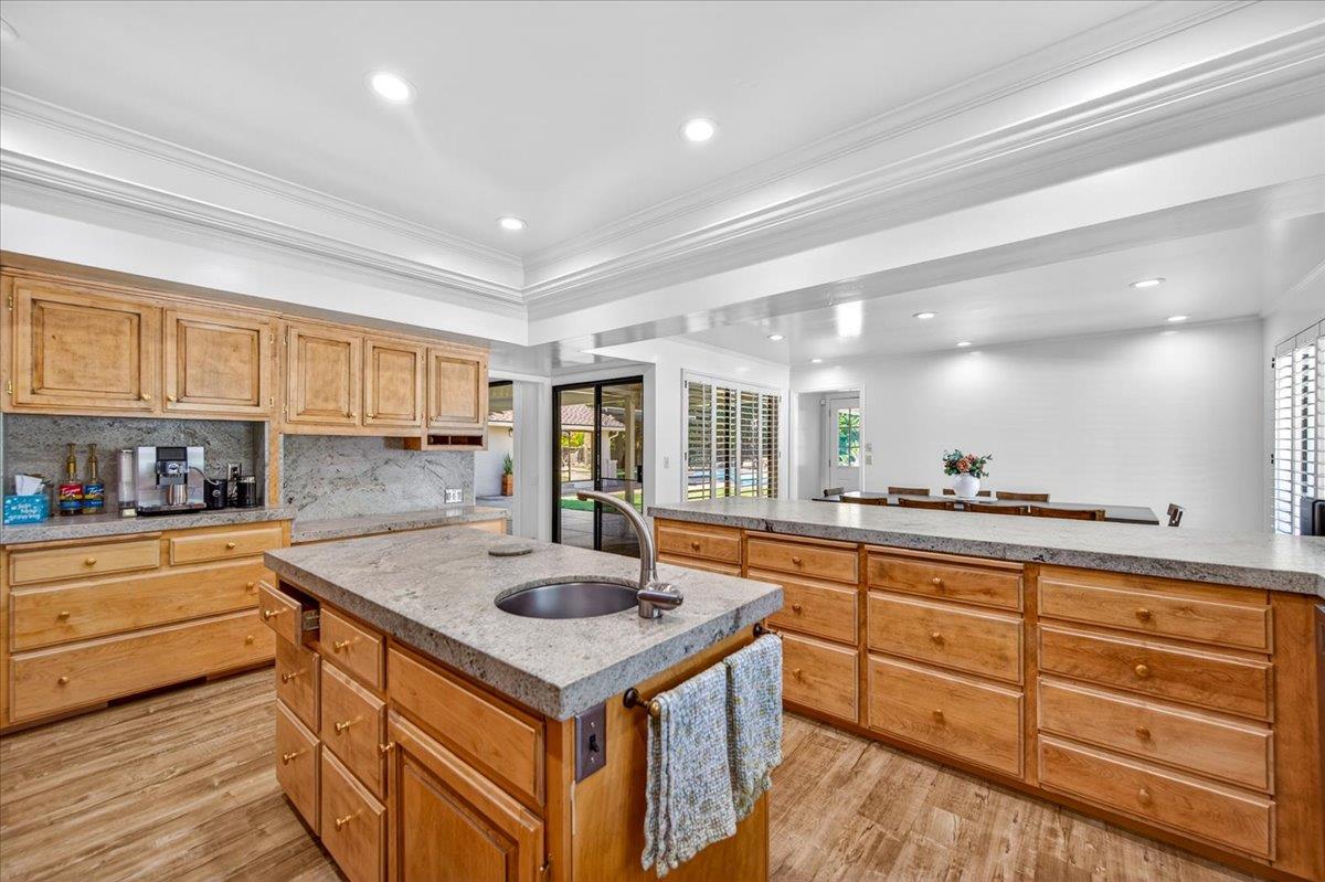 5261 N Van Ness Blvd, Fresno, CA 93711