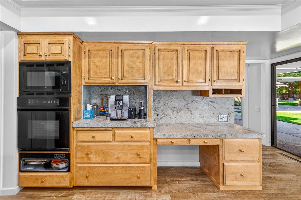 5261 N Van Ness Blvd, Fresno, CA 93711