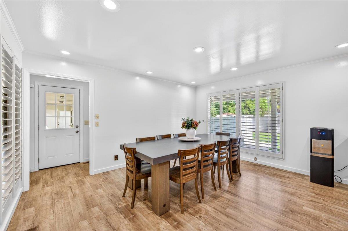 5261 N Van Ness Blvd, Fresno, CA 93711