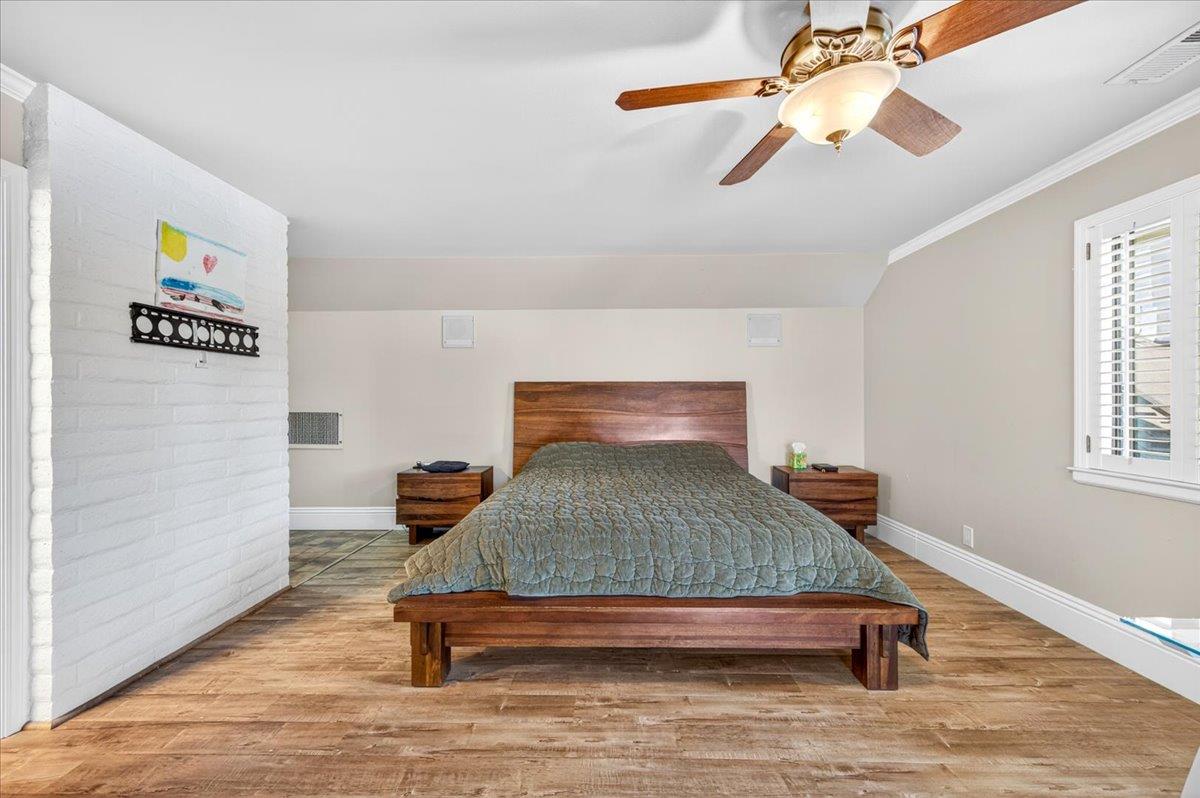 5261 N Van Ness Blvd, Fresno, CA 93711