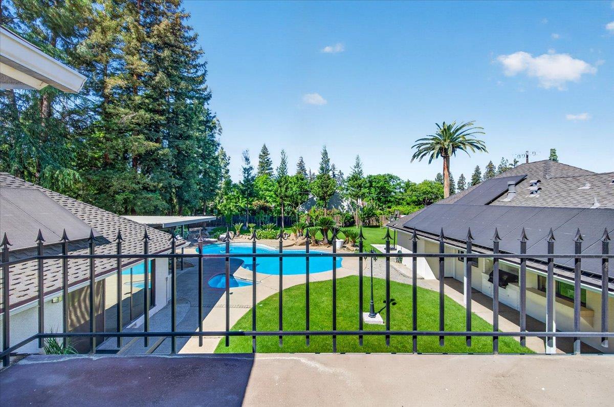 5261 N Van Ness Blvd, Fresno, CA 93711