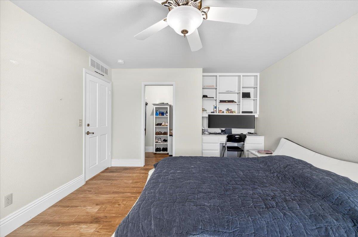 5261 N Van Ness Blvd, Fresno, CA 93711