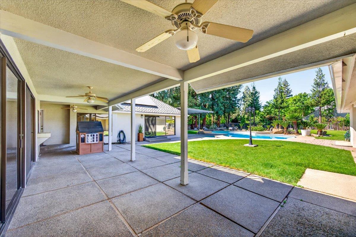 5261 N Van Ness Blvd, Fresno, CA 93711