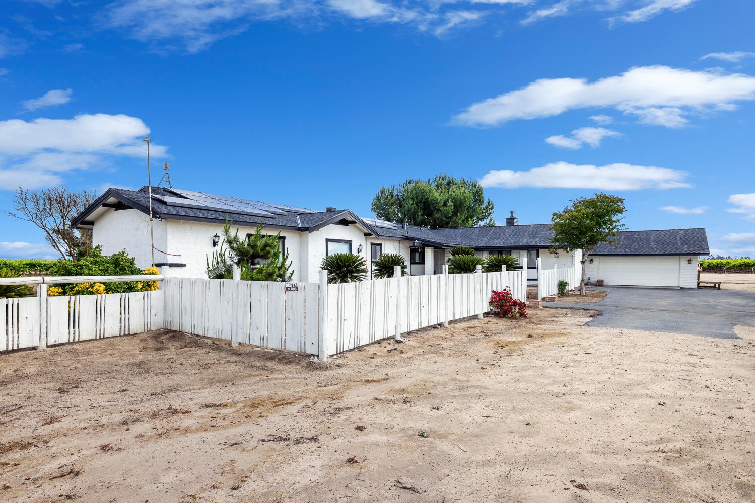 11171 Highway 145, Madera, CA 93637