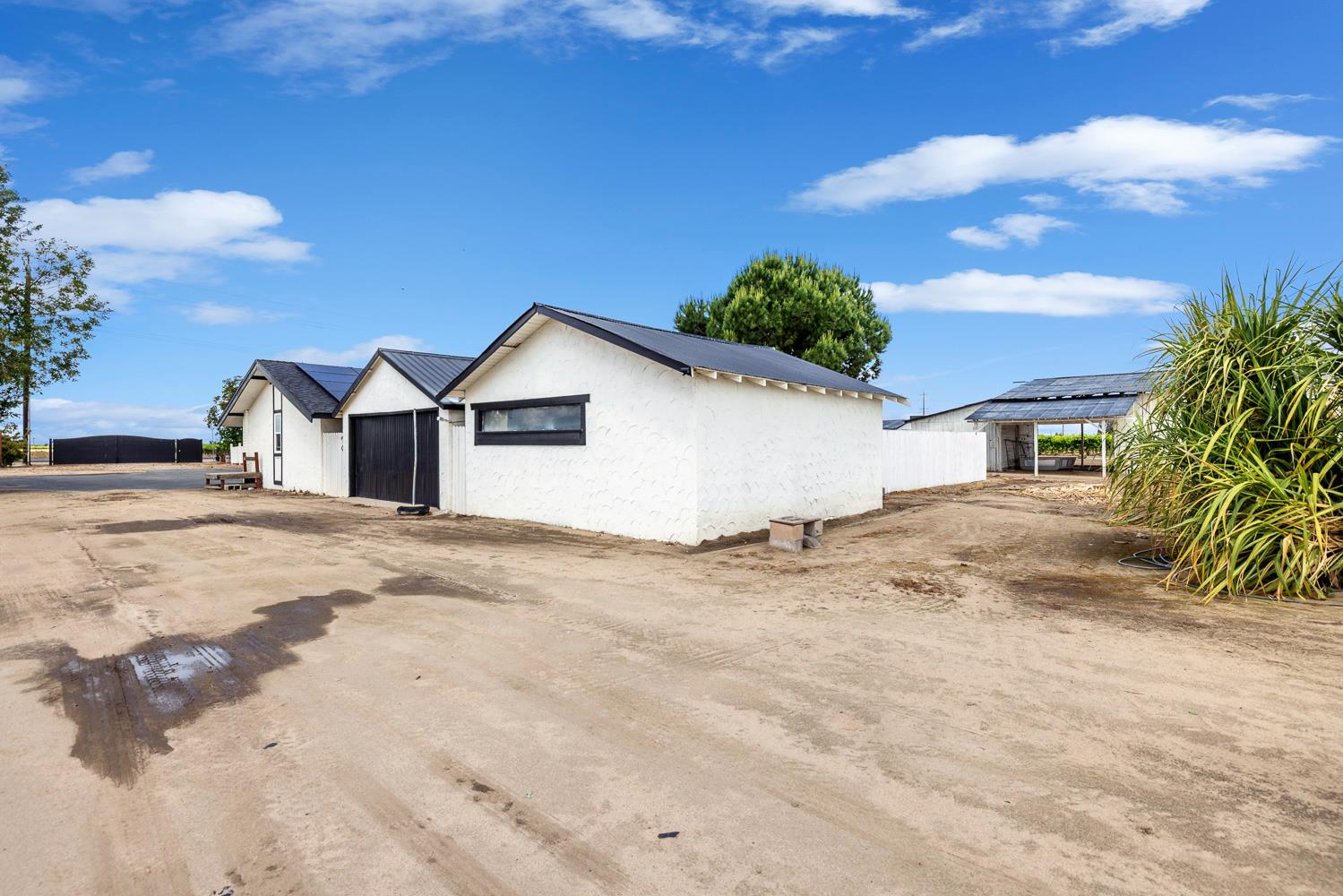 11171 Highway 145, Madera, CA 93637