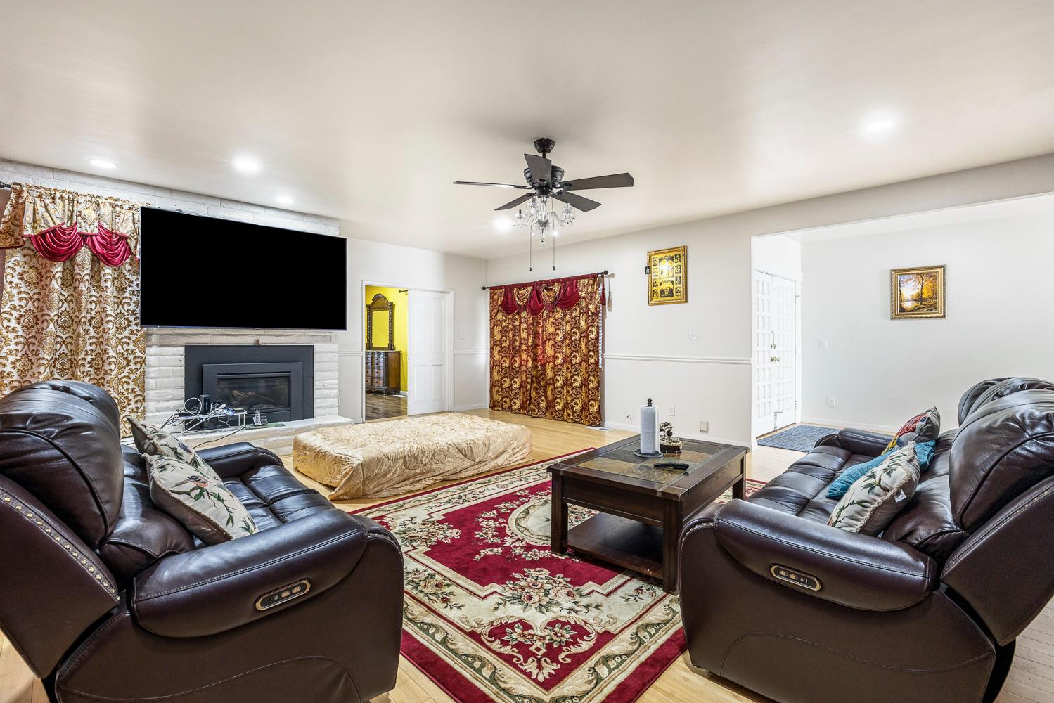 11171 Highway 145, Madera, CA 93637