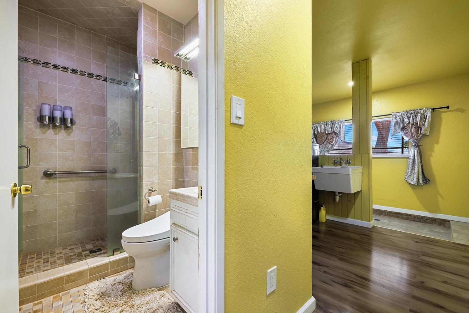 11171 Highway 145, Madera, CA 93637