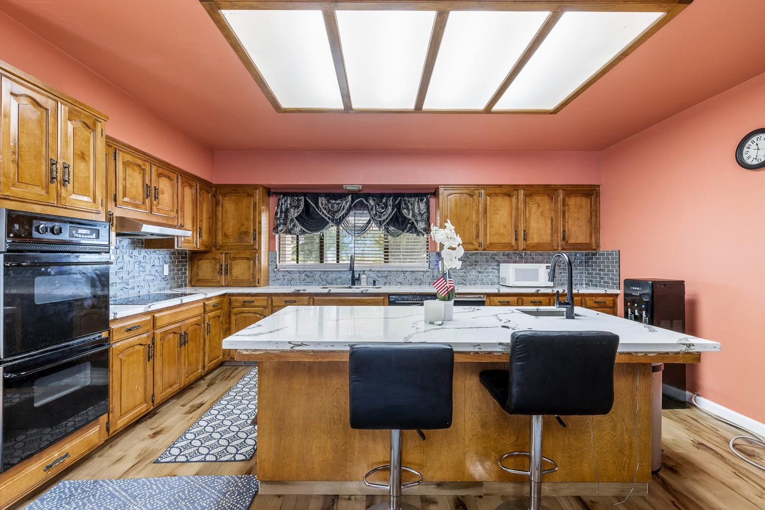 11171 Highway 145, Madera, CA 93637