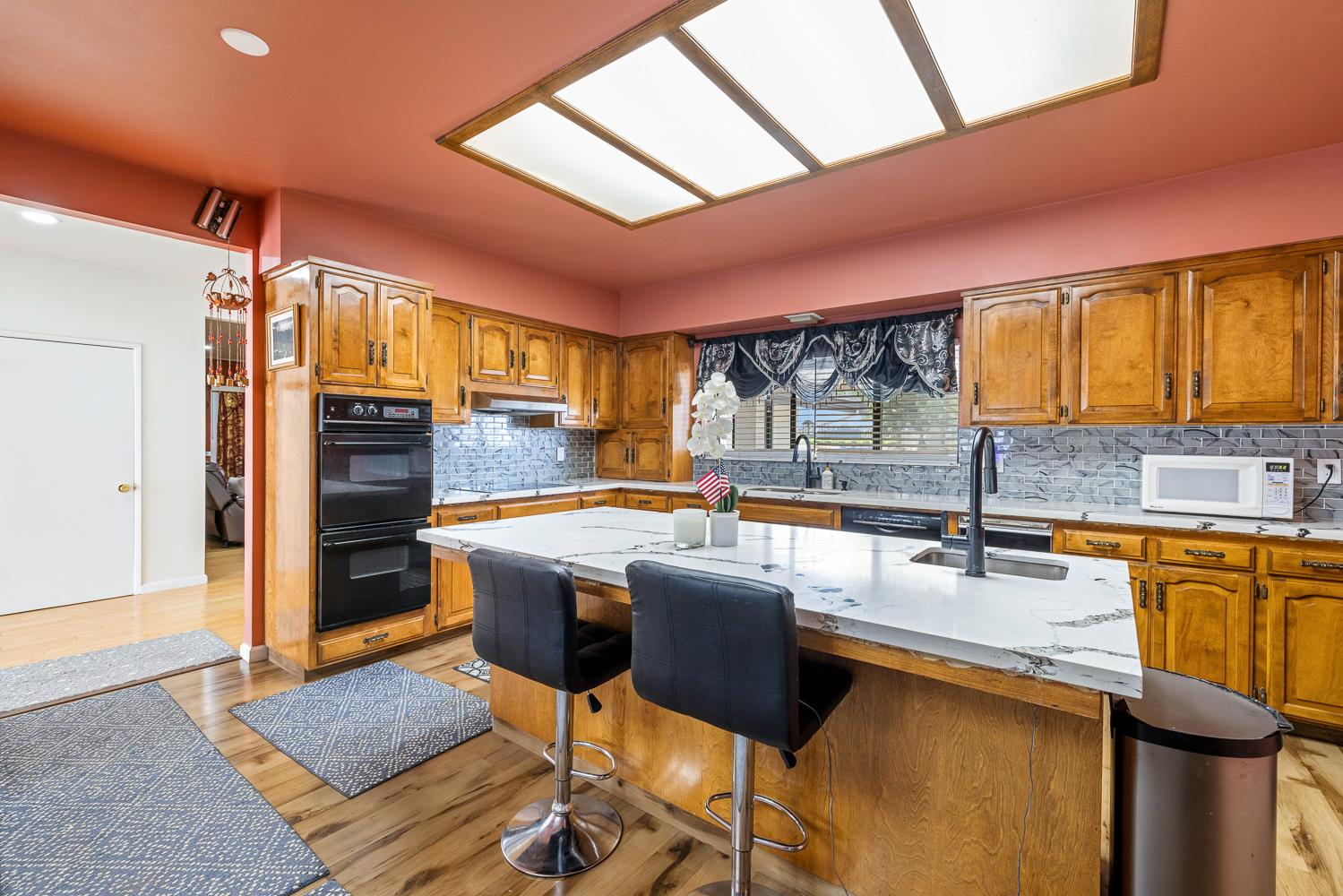 11171 Highway 145, Madera, CA 93637