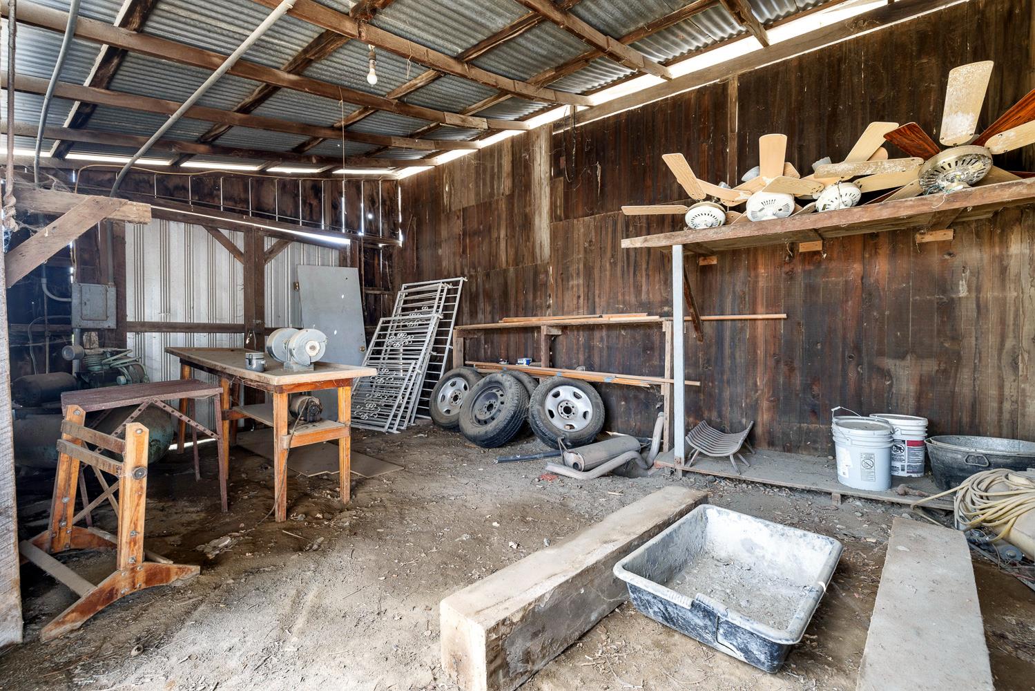 11171 Highway 145, Madera, CA 93637