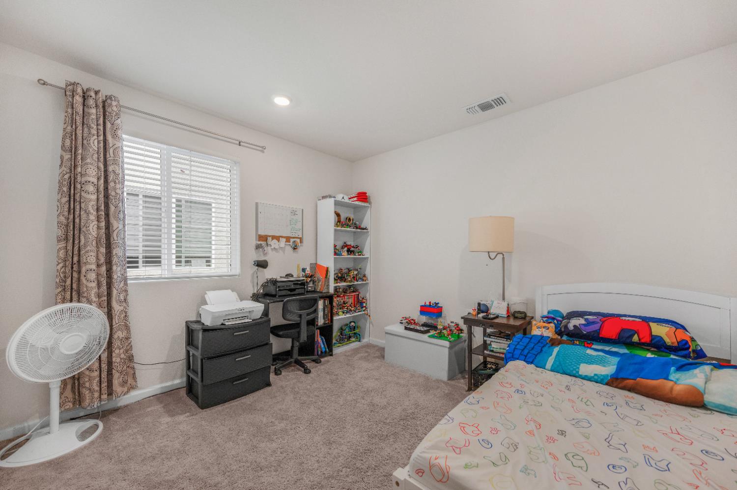 6648 E Washington Ave, Fresno, CA 93727