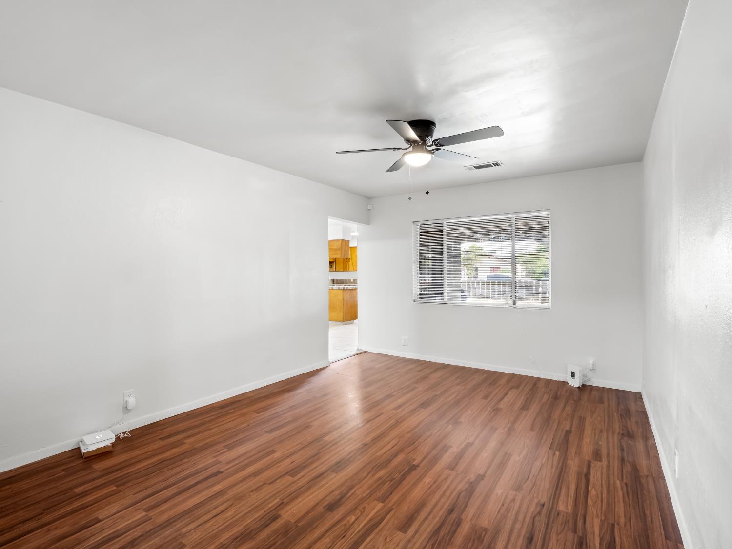 4743 E Lane Ave, Fresno, CA 93702