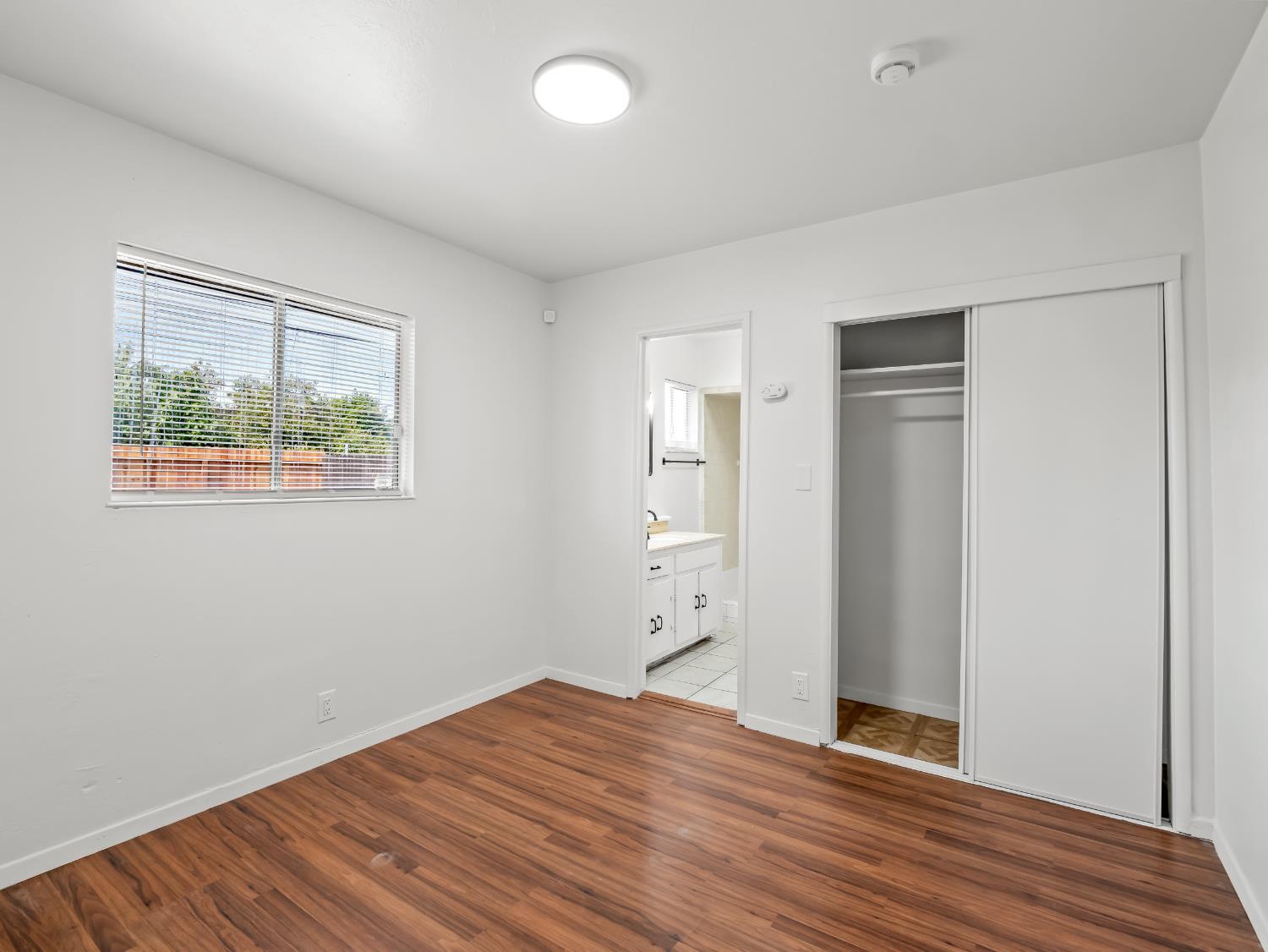 4743 E Lane Ave, Fresno, CA 93702