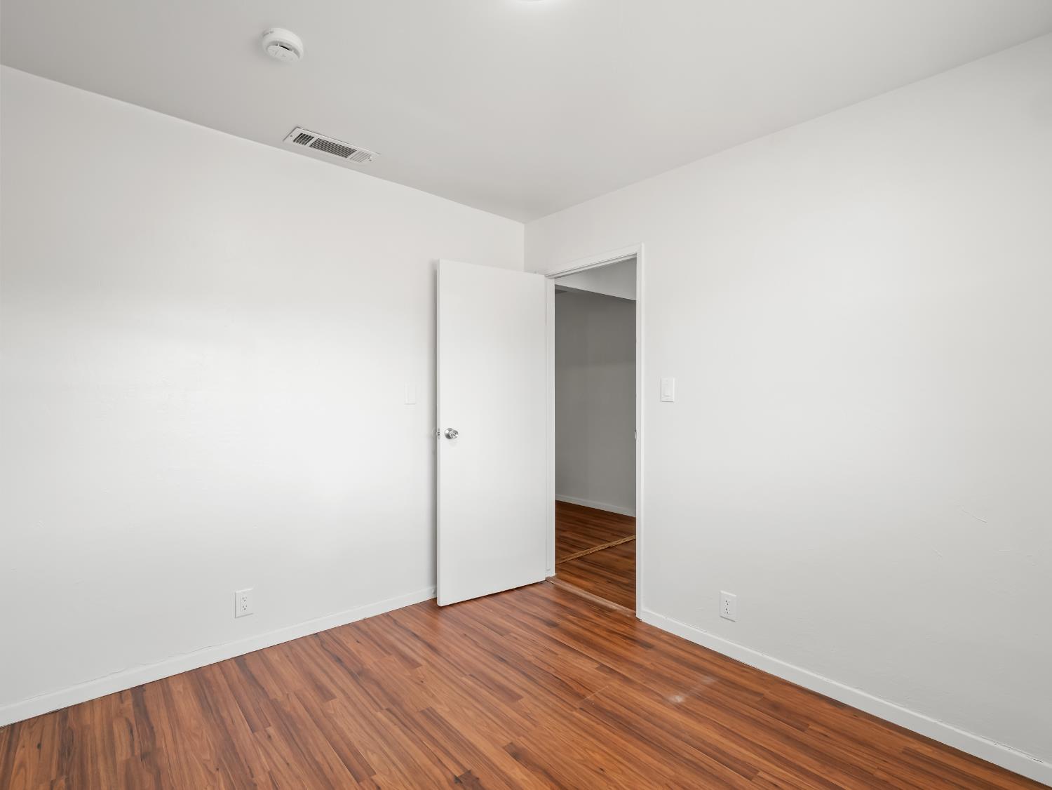 4743 E Lane Ave, Fresno, CA 93702