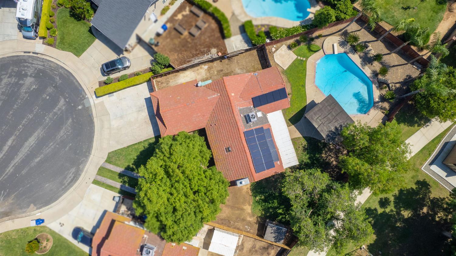 2250 Escalon Ave, Clovis, CA 93611