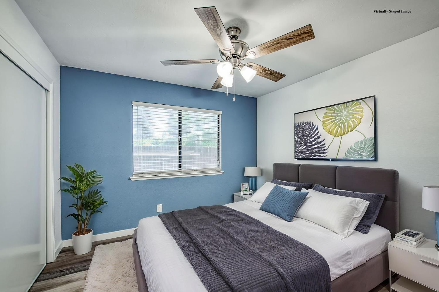 2250 Escalon Ave, Clovis, CA 93611