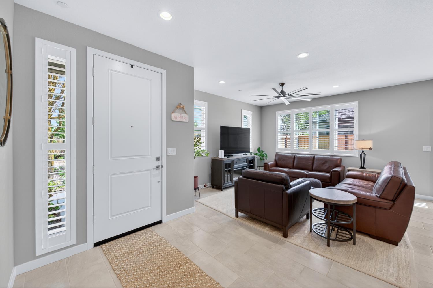 4185 Ryan Ln, Madera, CA 93636