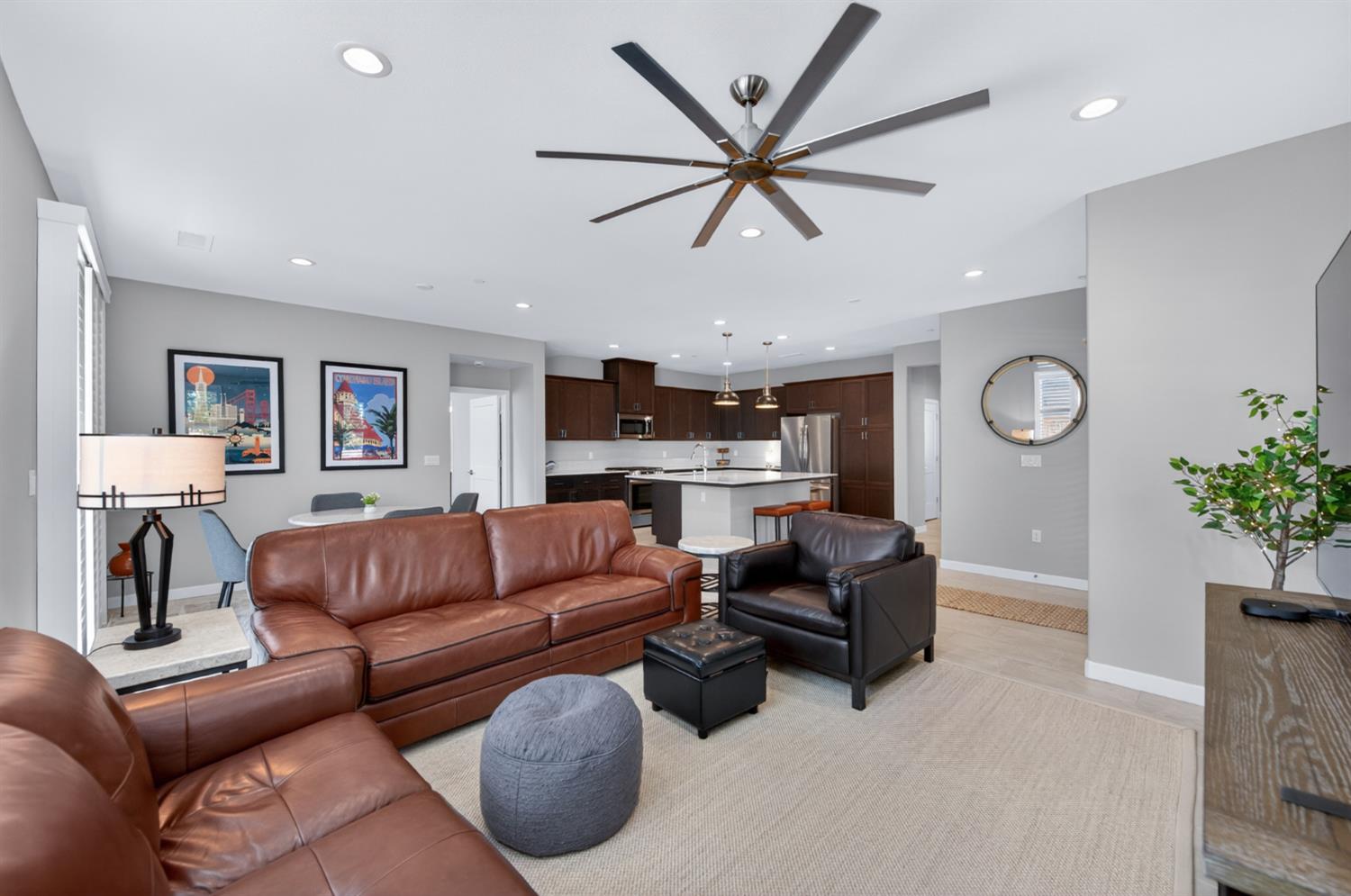 4185 Ryan Ln, Madera, CA 93636