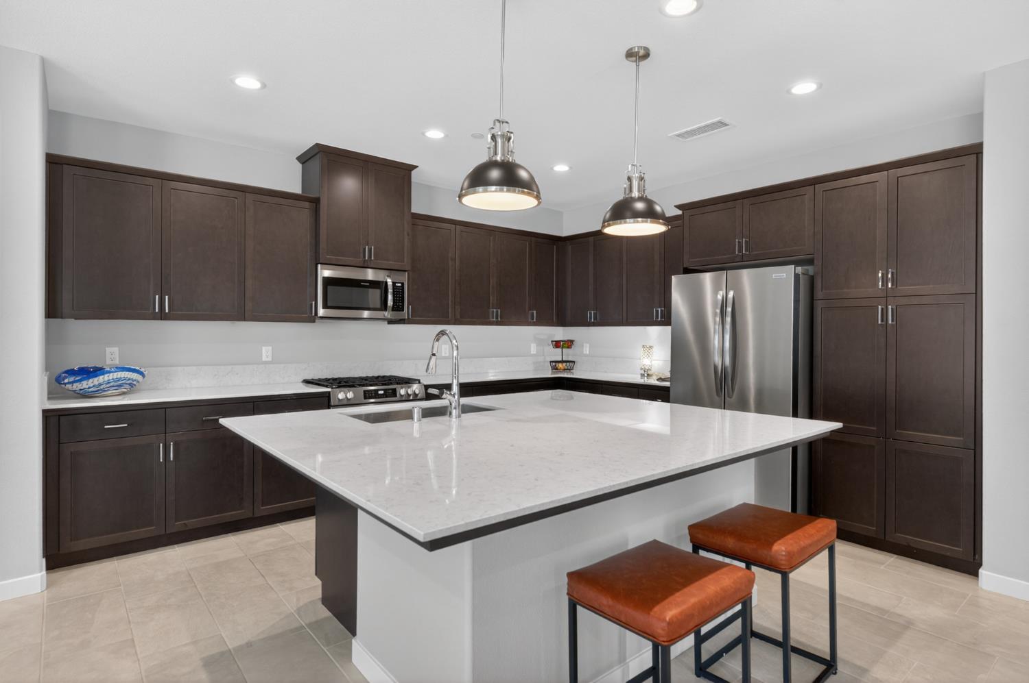 4185 Ryan Ln, Madera, CA 93636