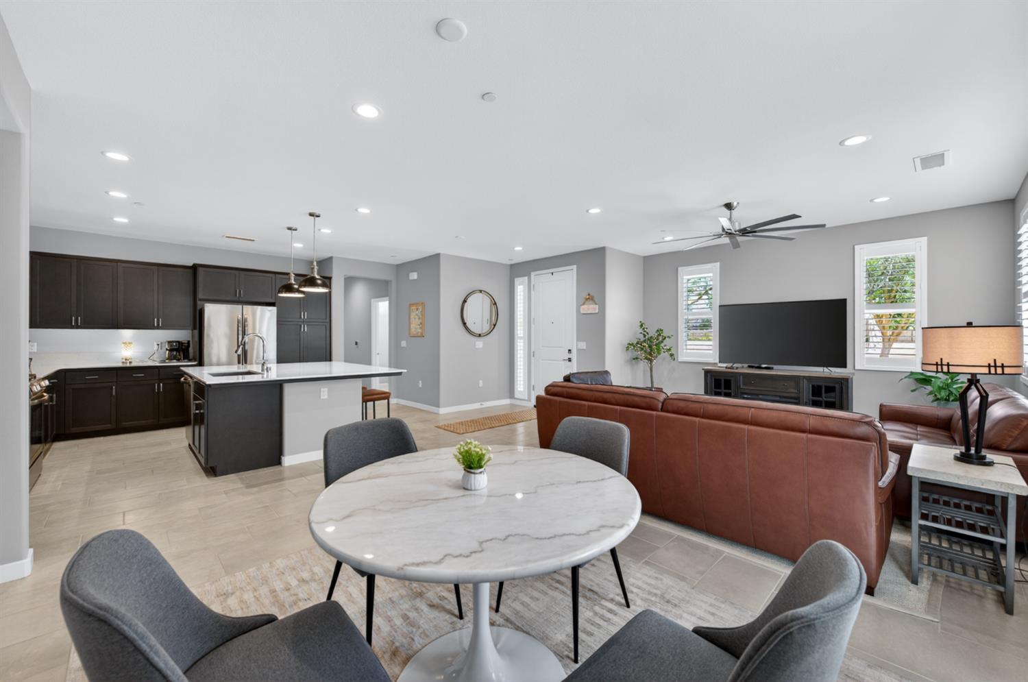 4185 Ryan Ln, Madera, CA 93636