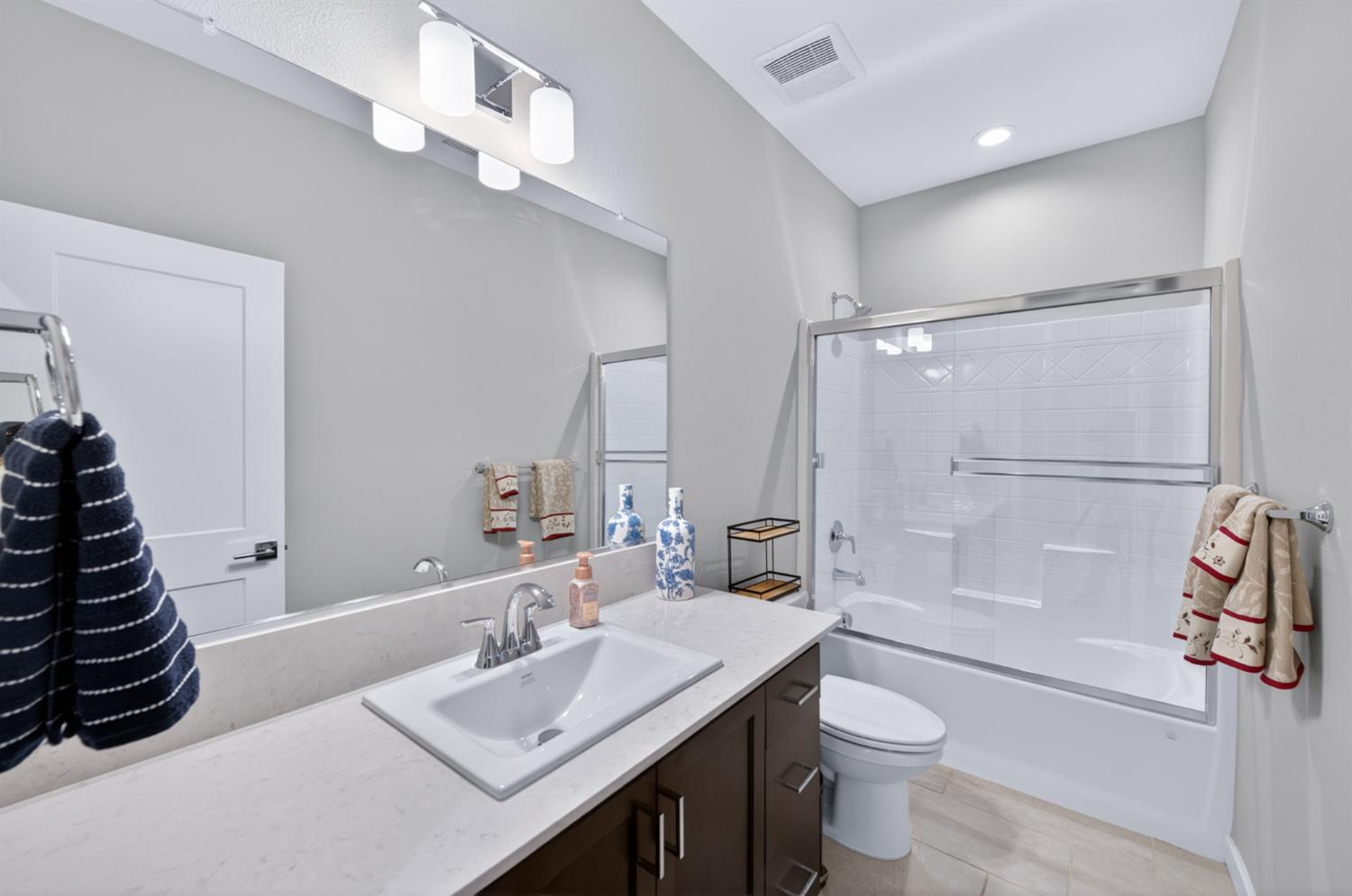 4185 Ryan Ln, Madera, CA 93636