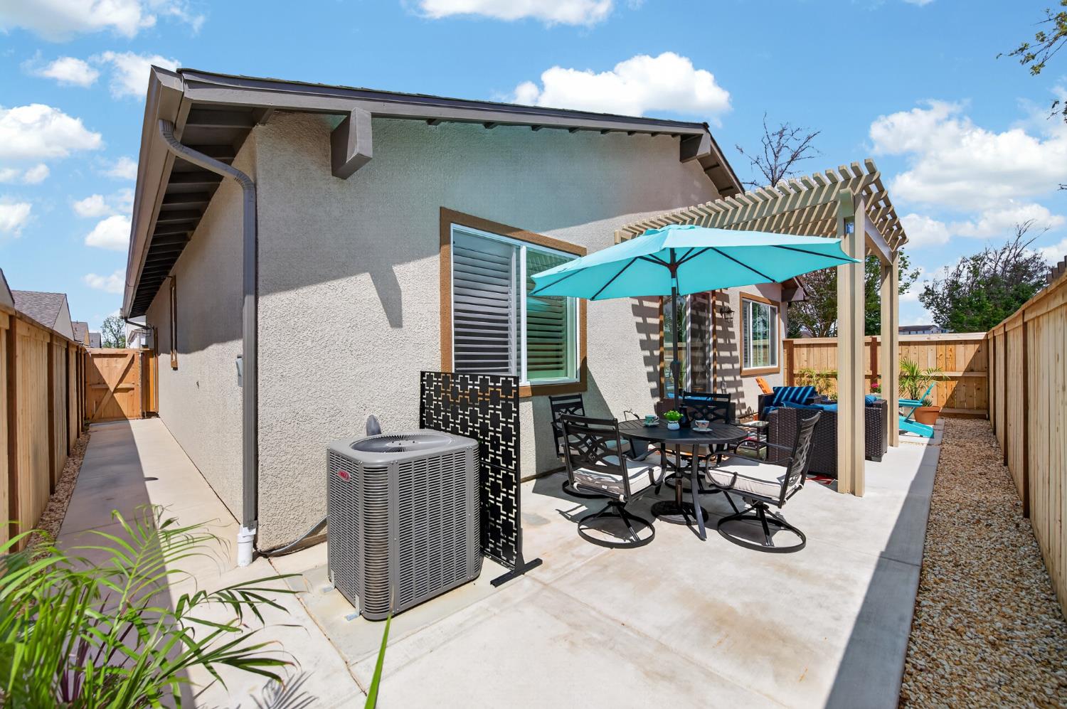 4185 Ryan Ln, Madera, CA 93636