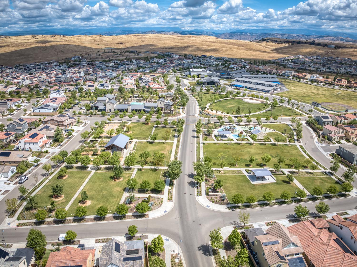 4185 Ryan Ln, Madera, CA 93636