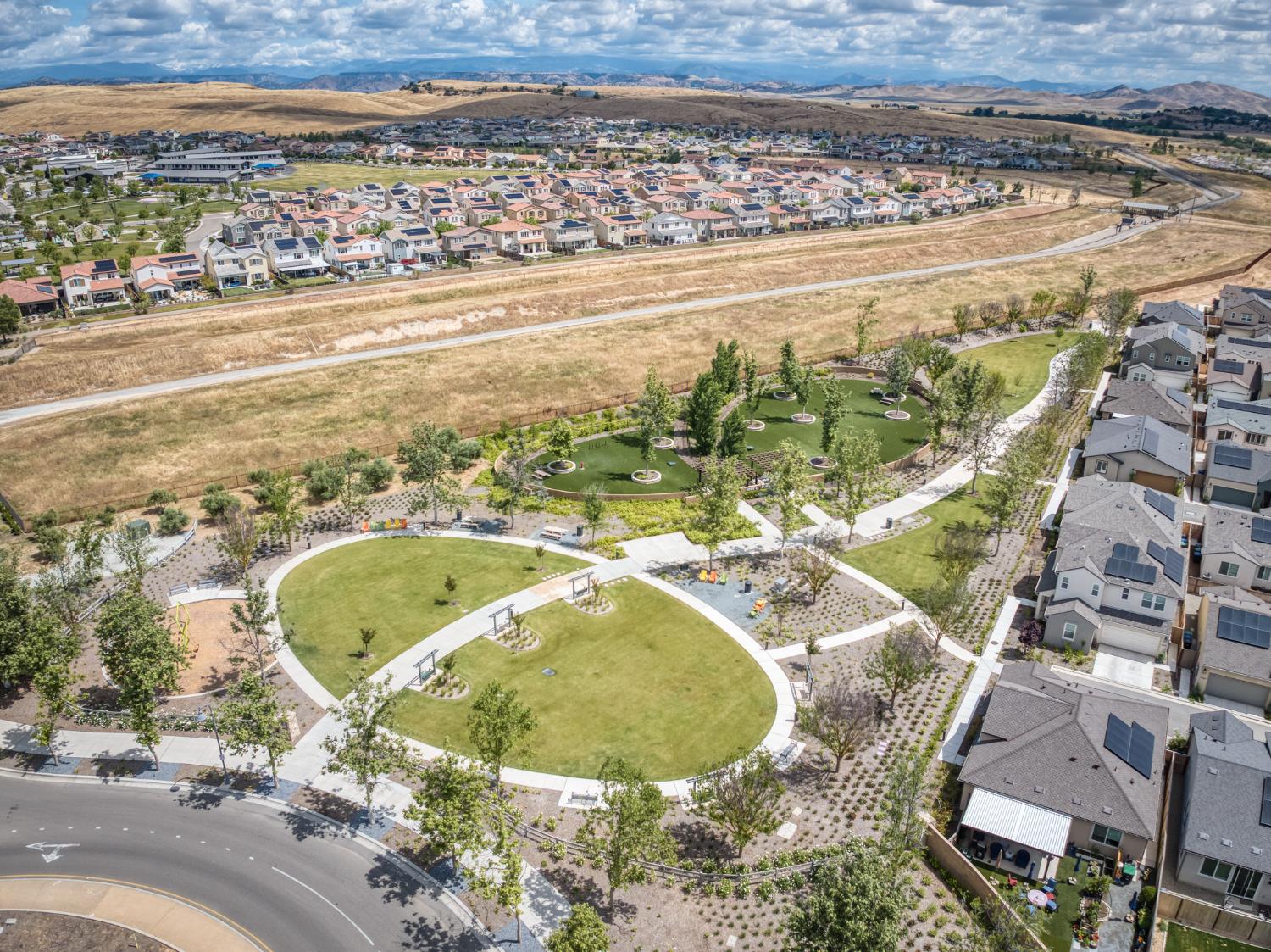 4185 Ryan Ln, Madera, CA 93636