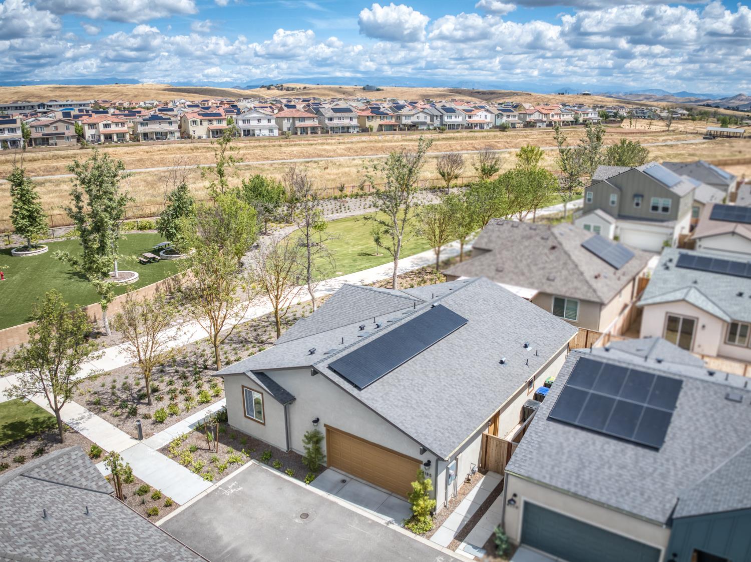 4185 Ryan Ln, Madera, CA 93636